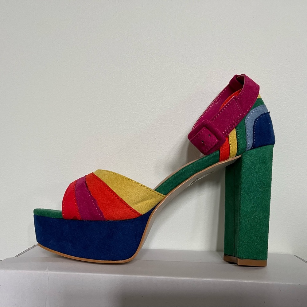 Unique Vintage rainbow platform heels.
